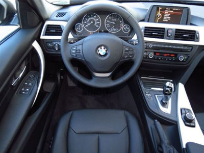 2012 BMW 328 i