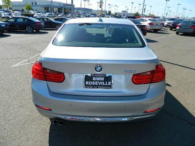 2012 BMW 328 i