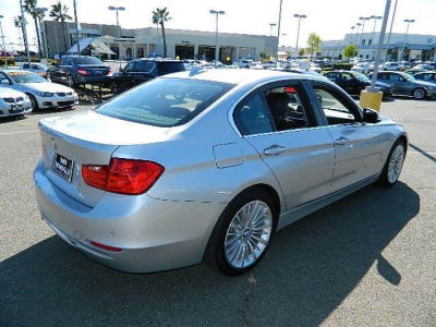 2012 BMW 328 i
