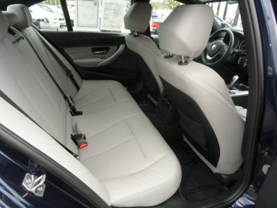2013 BMW 328 i