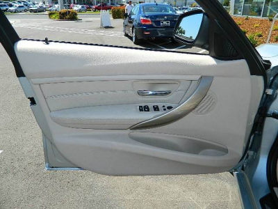 2012 BMW 328  i