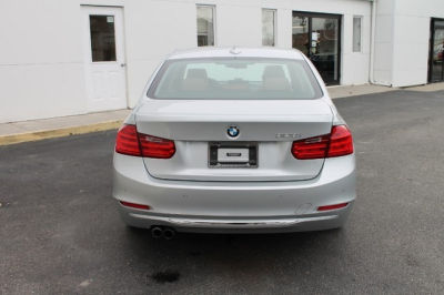 2012 BMW 328 i