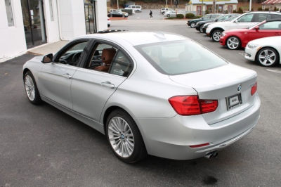 2012 BMW 328 i