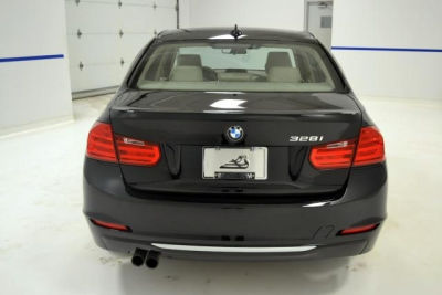 2012 BMW 328 i