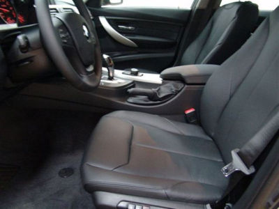2012 BMW 328 i