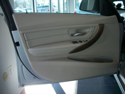 2012 BMW 328  i