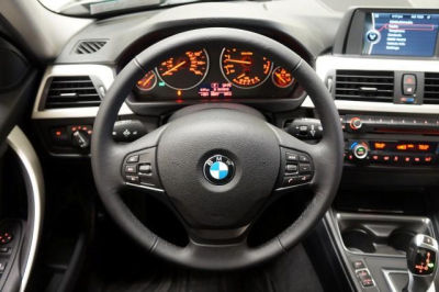2013 BMW 328  i xDrive