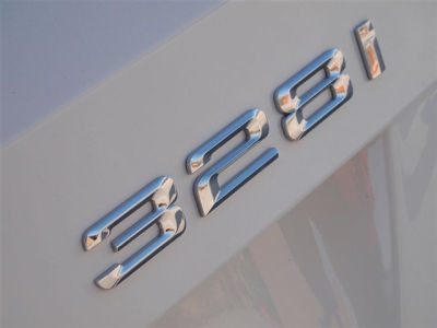 2011 BMW 328 i