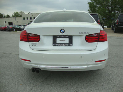 2012 BMW 328 i