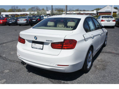 2012 BMW 328 i