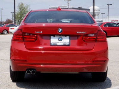 2013 BMW 328  i xDrive