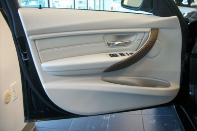 2012 BMW 328 i