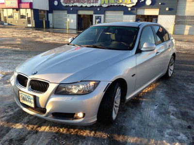 2011 BMW 328  i xDrive