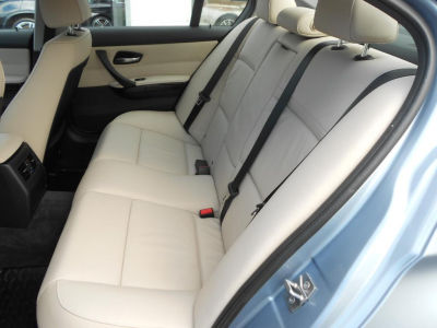 2011 BMW 328  i xDrive