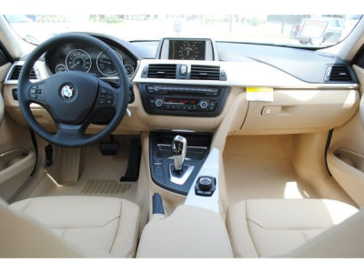 2012 BMW 328  i