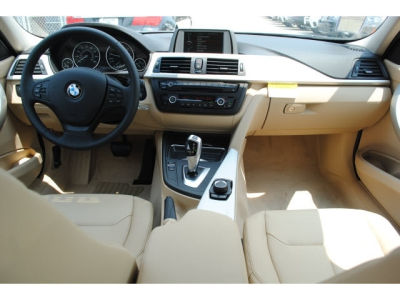 2012 BMW 328  i