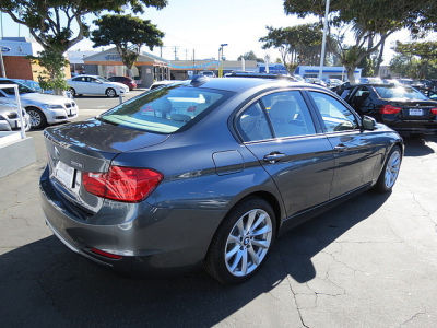 2012 BMW 328 i