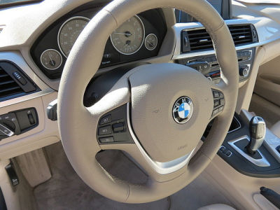 2012 BMW 328 i
