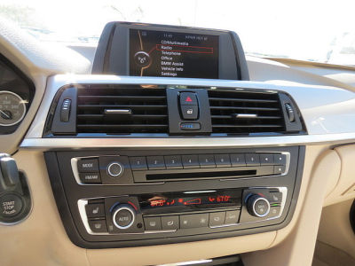 2012 BMW 328 i
