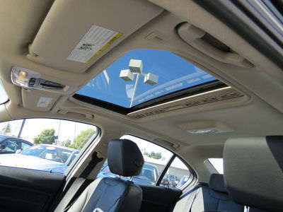 2012 BMW 328  i
