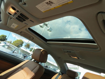 2012 BMW 328 i