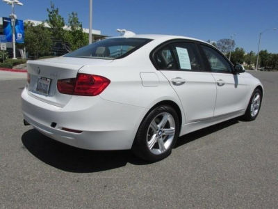 2012 BMW 328 i