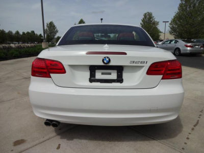 2011 BMW 328 i