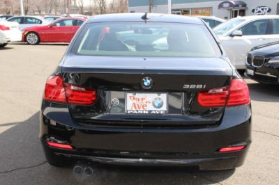 2012 BMW 328 i