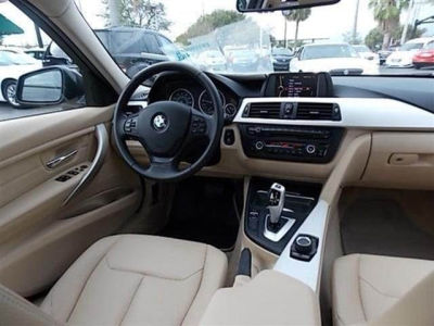 2012 BMW 328 i
