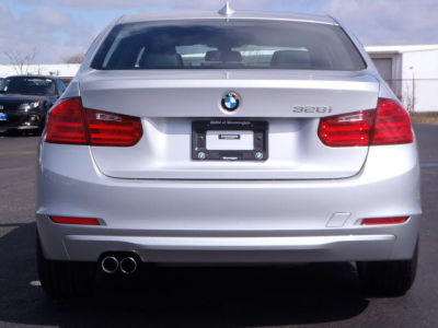 2012 BMW 328  i