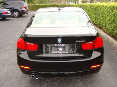 2012 BMW 328  i