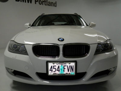 2011 BMW 328  i xDrive