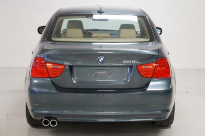 2011 BMW 328  i xDrive