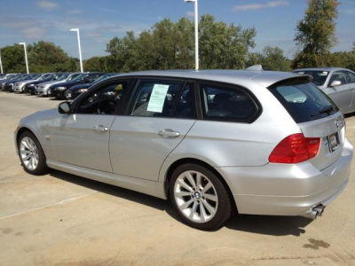2011 BMW 328  i xDrive