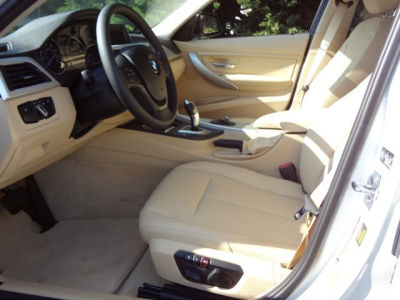2012 BMW 328  i