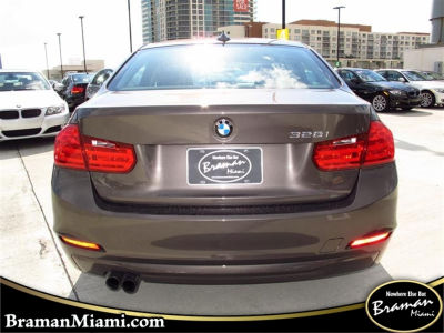 2012 BMW 328  i