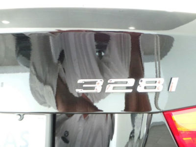 2011 BMW 328  i xDrive