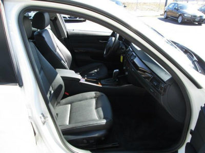 2011 BMW 328  i xDrive