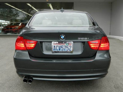 2011 BMW 328  i xDrive