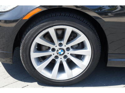 2011 BMW 328  i xDrive