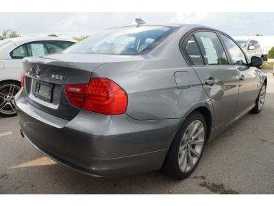 2011 BMW 328  i xDrive