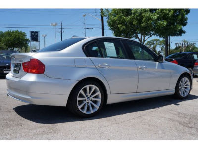 2011 BMW 328  i