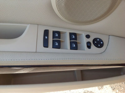2011 BMW 328  i xDrive