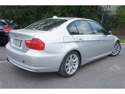 2011 BMW 328  i