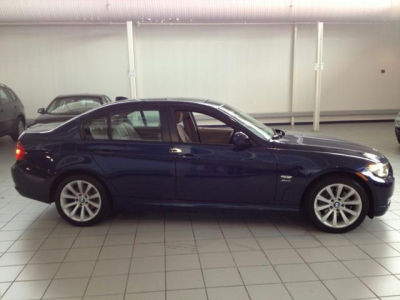 2011 BMW 328  i xDrive