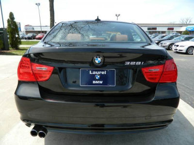 2011 BMW 328  i xDrive