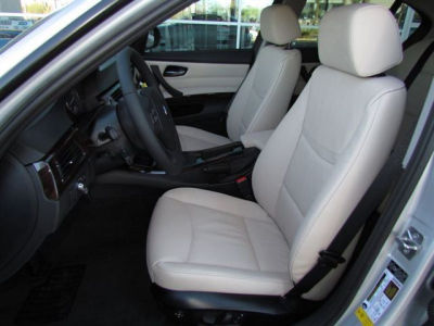 2011 BMW 328  i