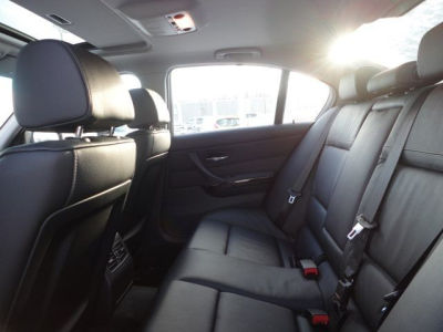 2011 BMW 328  i xDrive