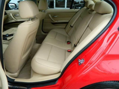 2011 BMW 328  i xDrive