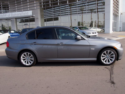 2011 BMW 328  i